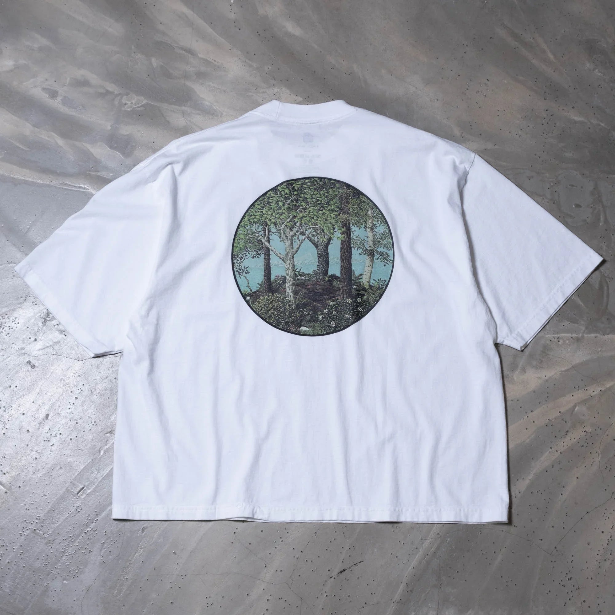 is-ness QV Tee - White