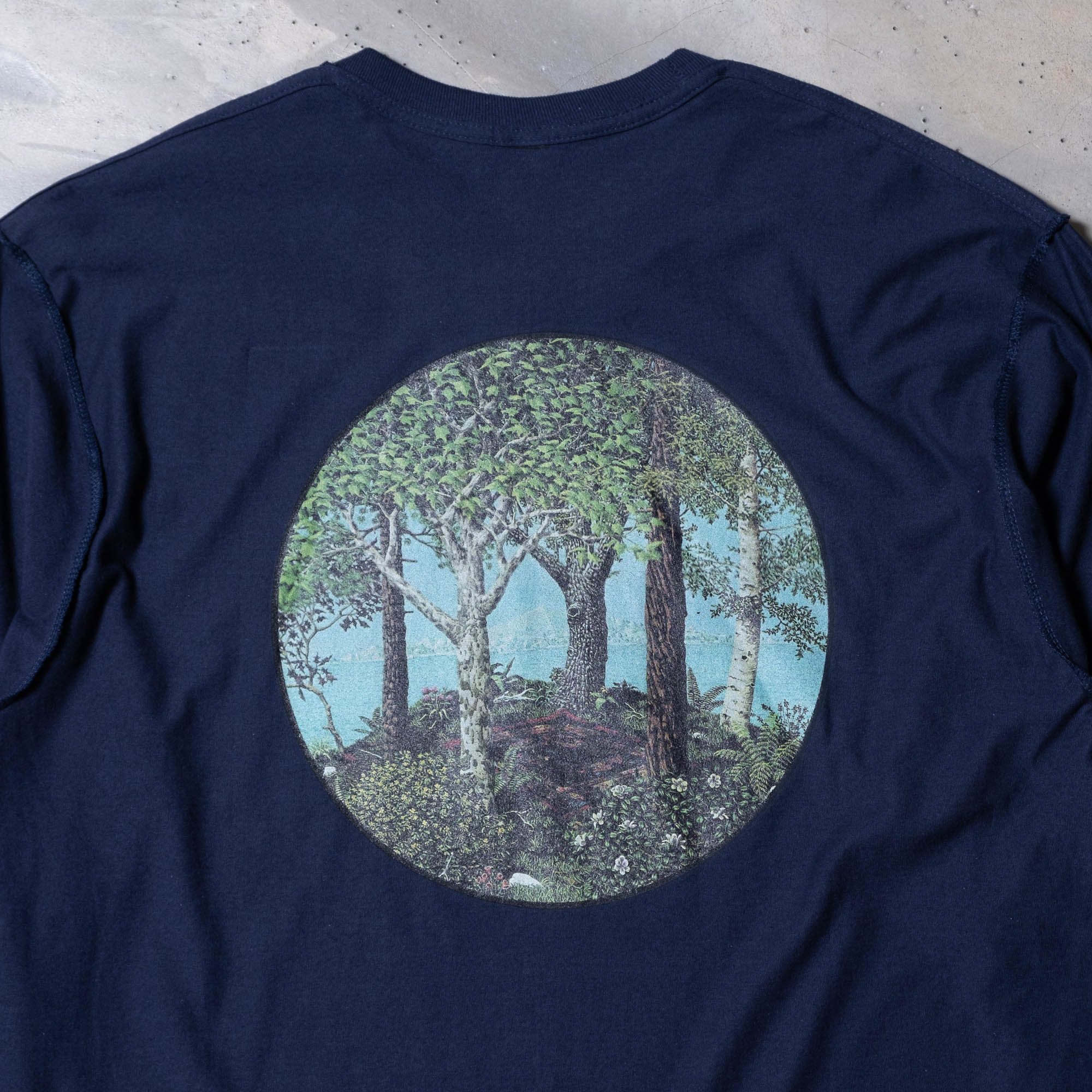 is-ness QV LS Tee - Navy