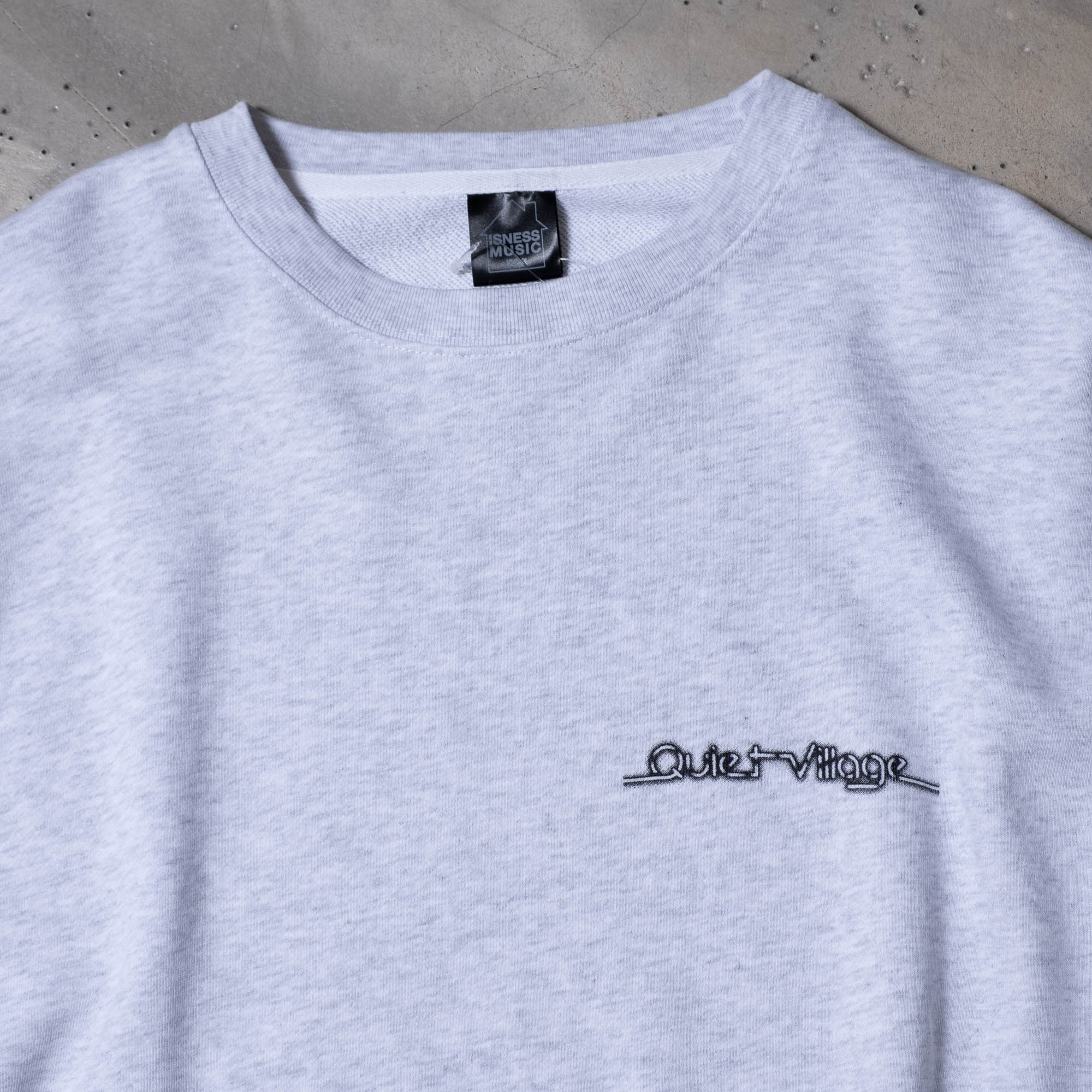 is-ness QV Sweatshirt - Ash