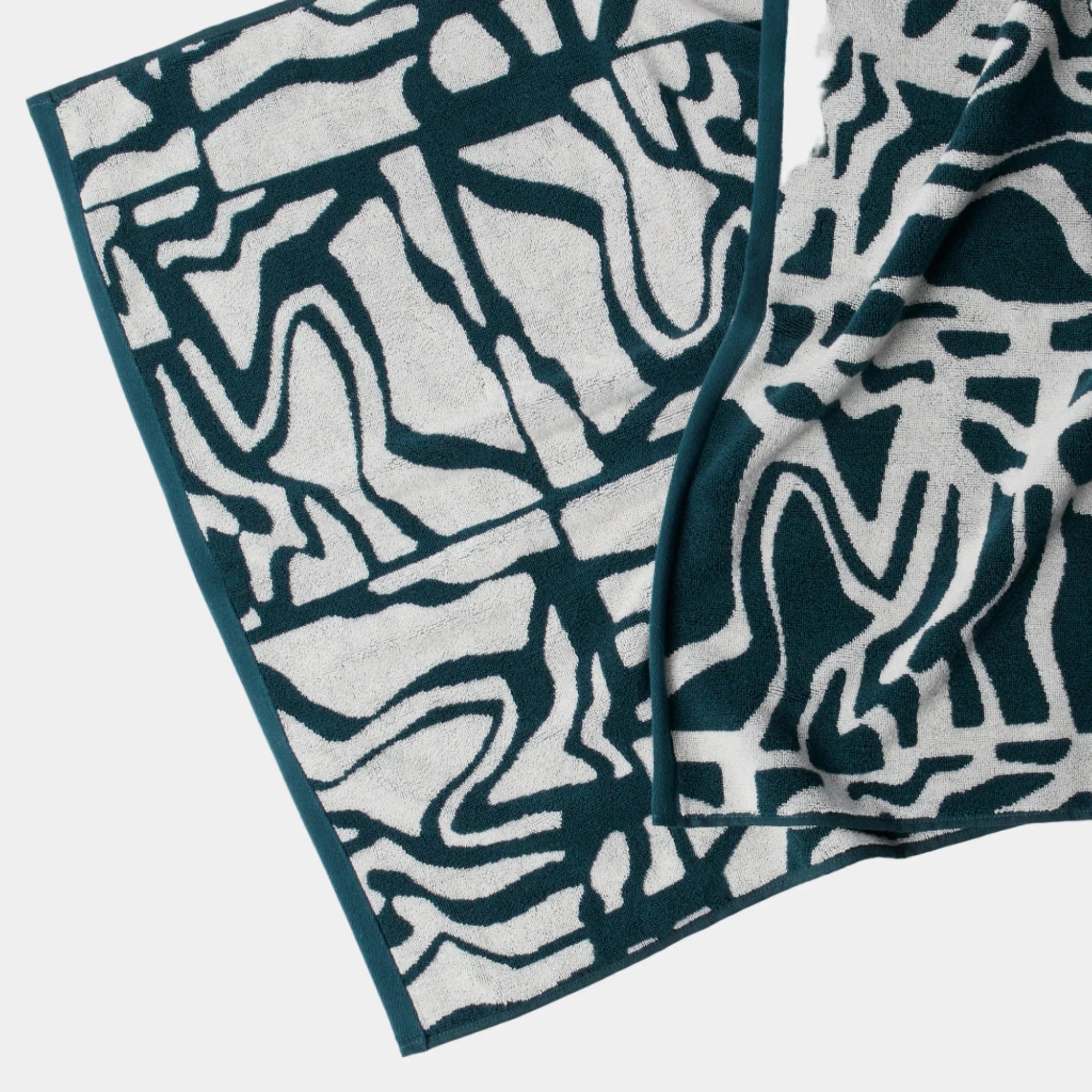 By Parra Broken FTP Bath Towel Set Of 2 - Teal Green
