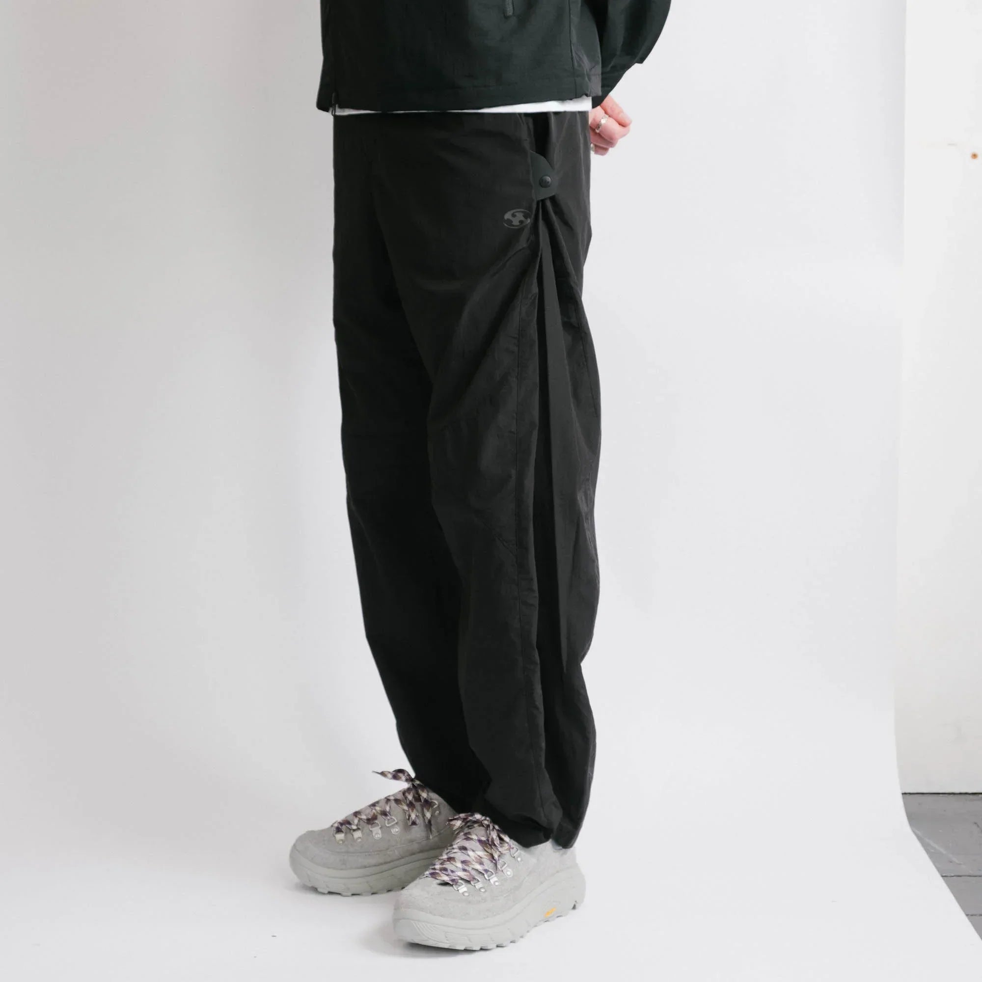 San San Gear Side Snap Pants - Black - Never Never