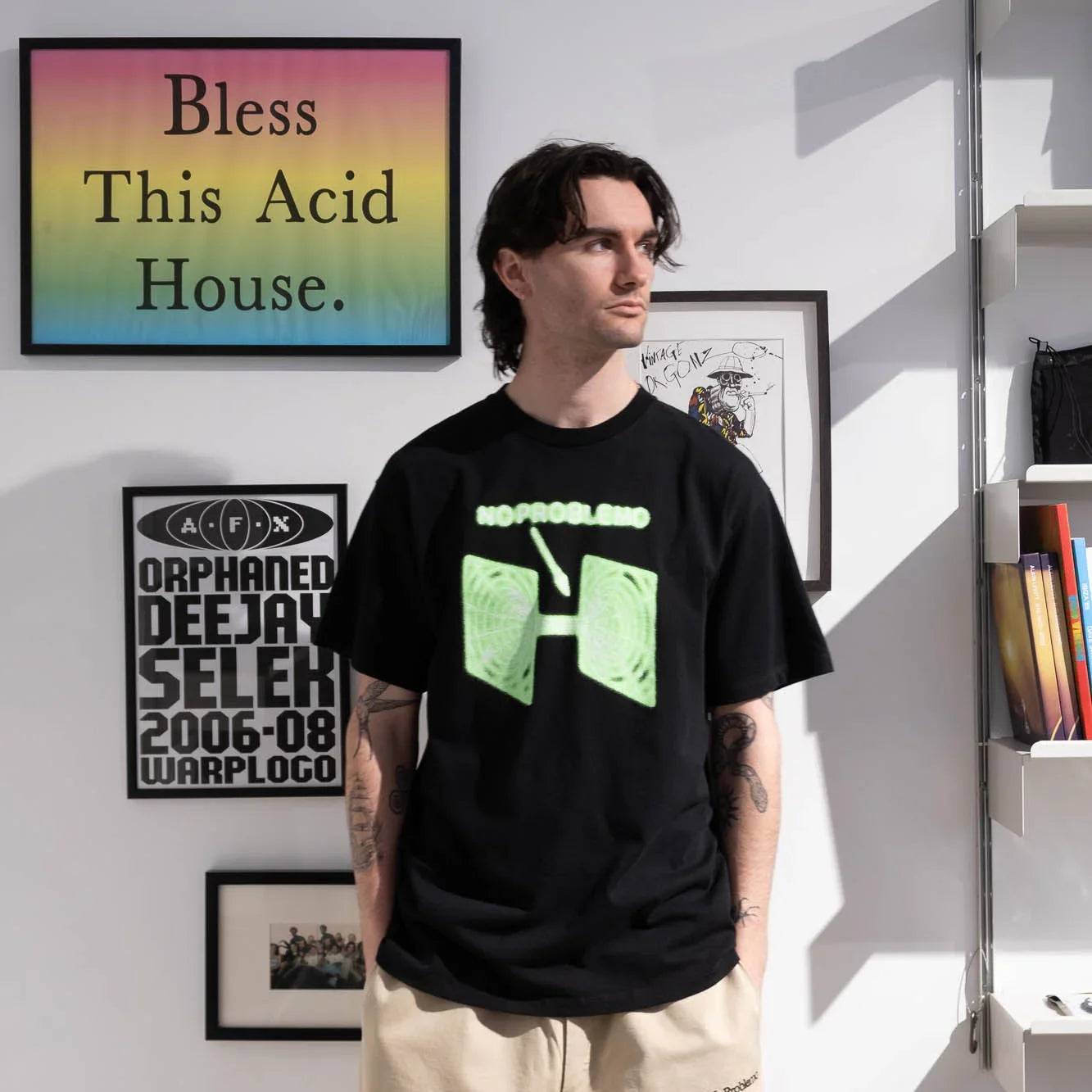 No Problemo Wormhole SS Tee - Black