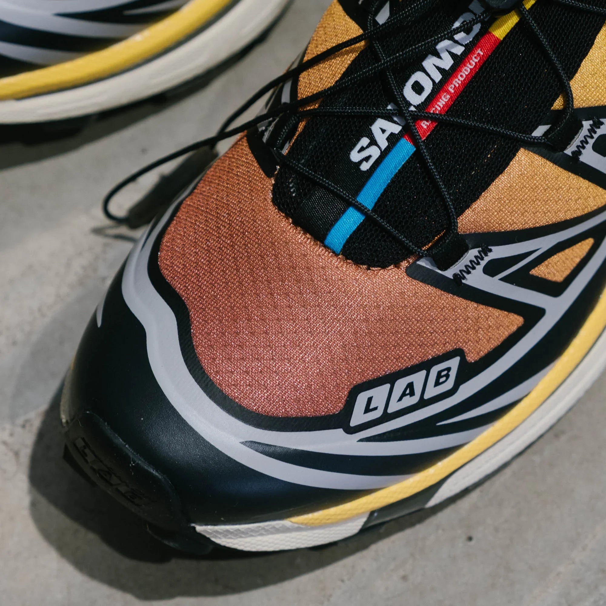 Salomon XT-6 Shoes - Black/Grape Leaf/Beach Ball - Never Never