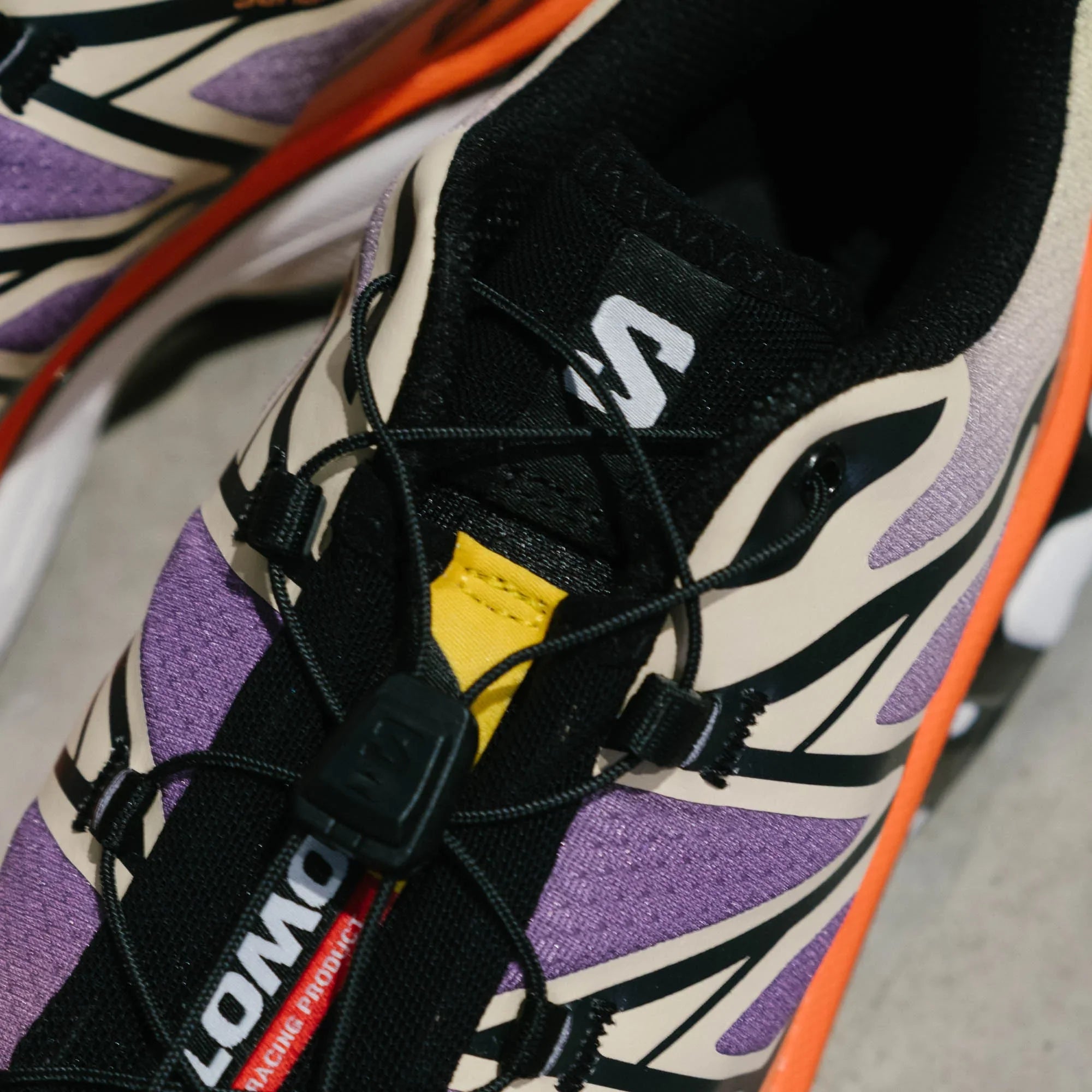 Salomon XT-6 Shoes - Black/Almond Cream/Dragon Fire - Never Never