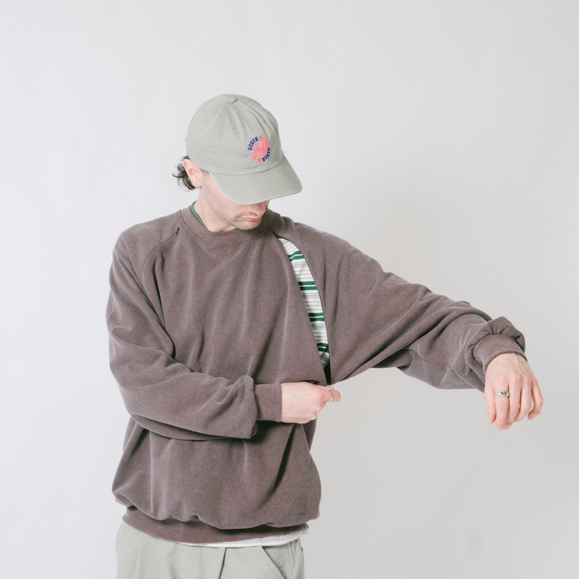 is-ness Ventilated Sweatshirt - Brown