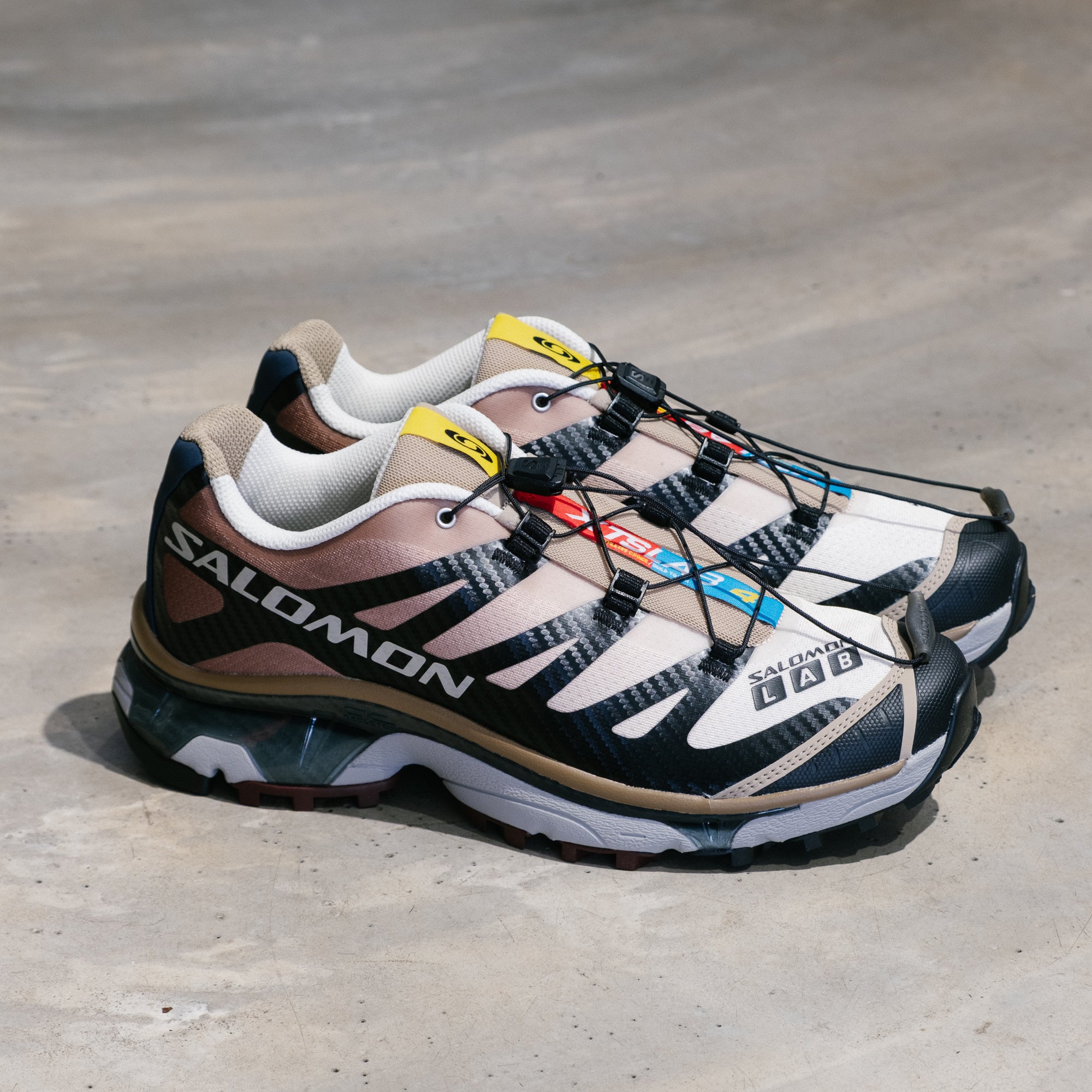 Salomon XT-4 OG Black/Desert Tan/Vanilla
