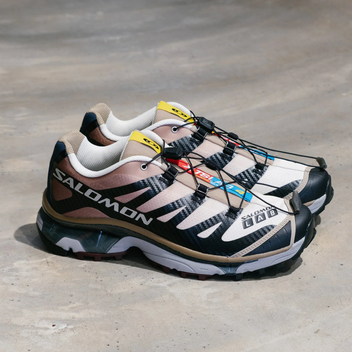 Salomon XT-4 OG Black/Desert Tan/Vanilla