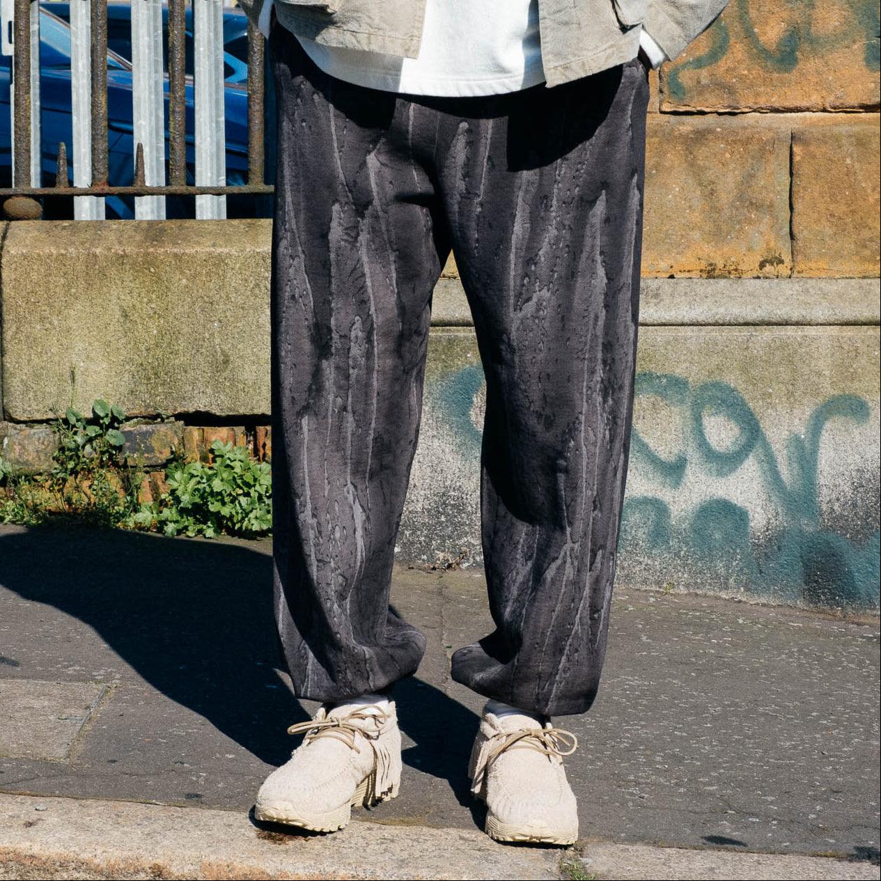 Never Never Concrète Sweatpant - Black - Never Never