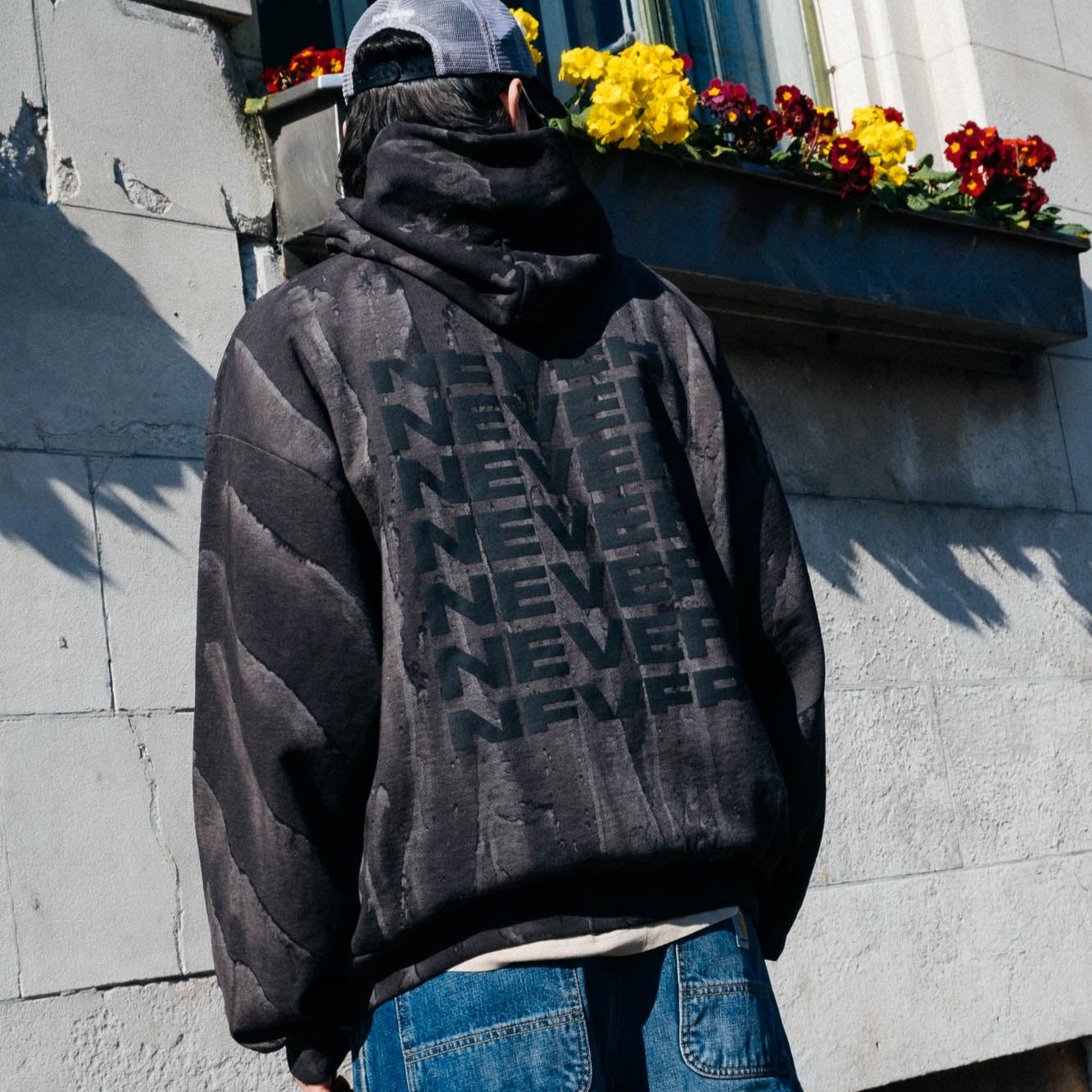 Never Never Concrète Hoody - Black