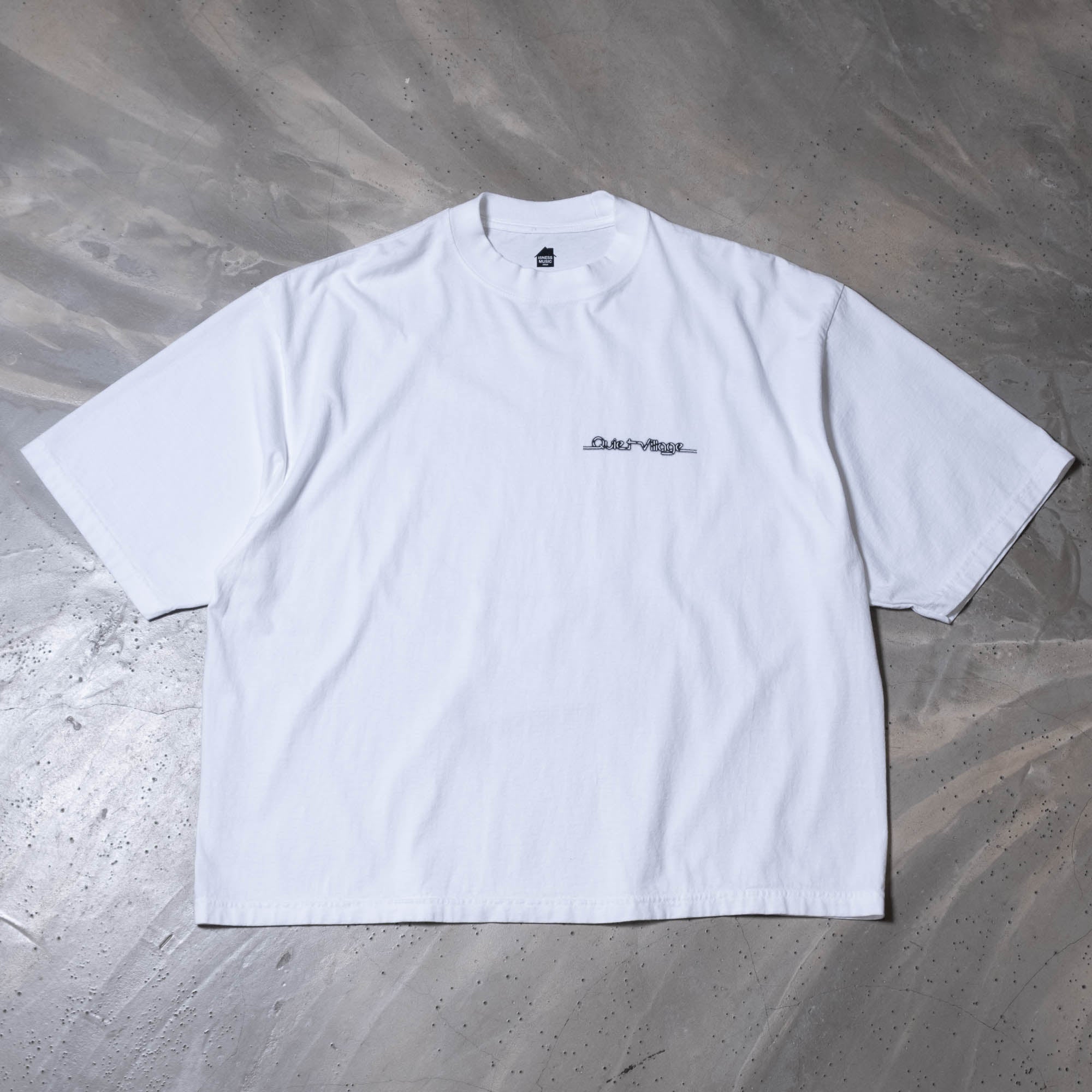 is-ness QV Tee - White