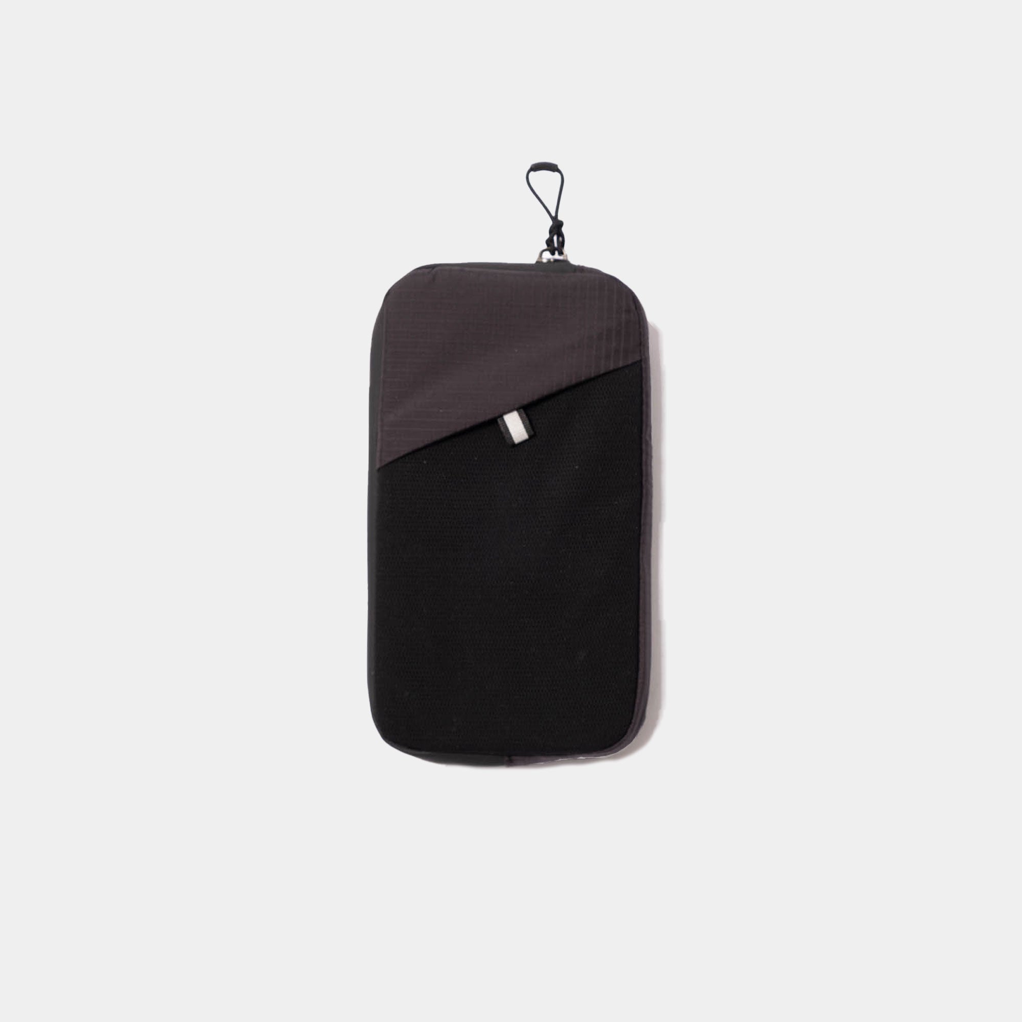 Salomon Essentials Case - Black