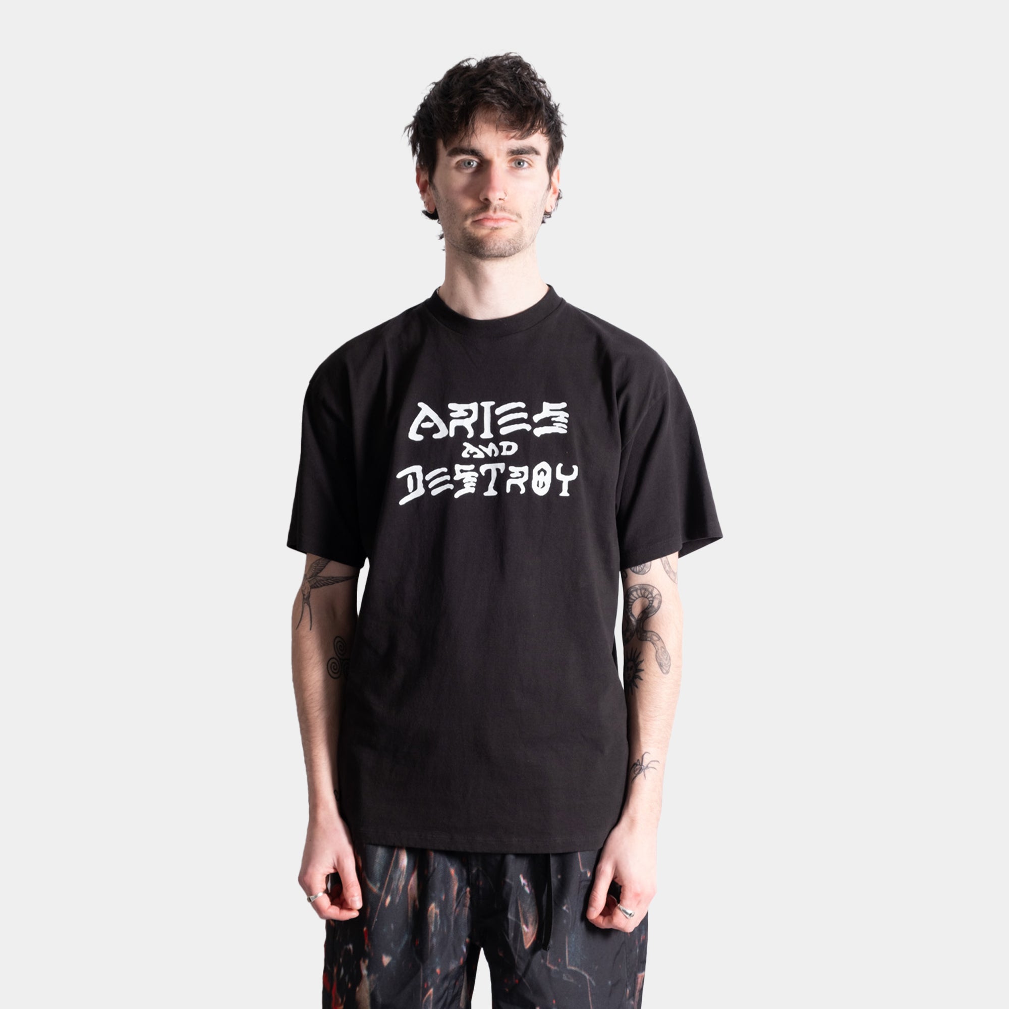 Aries Vintage Aries And Destroy SS Tee - Black