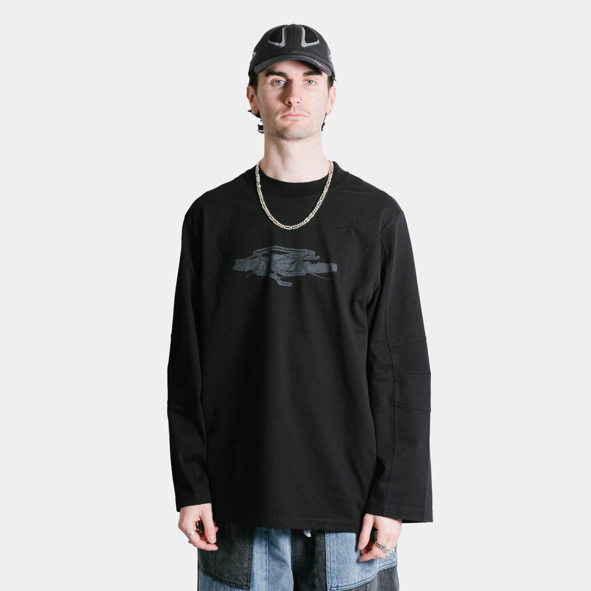 ROA Graphic Long Sleeve Tee - Black