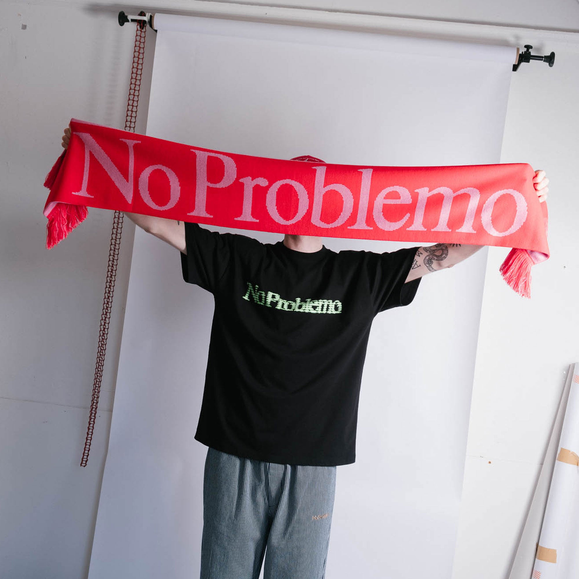 No Problemo Scarf - Red