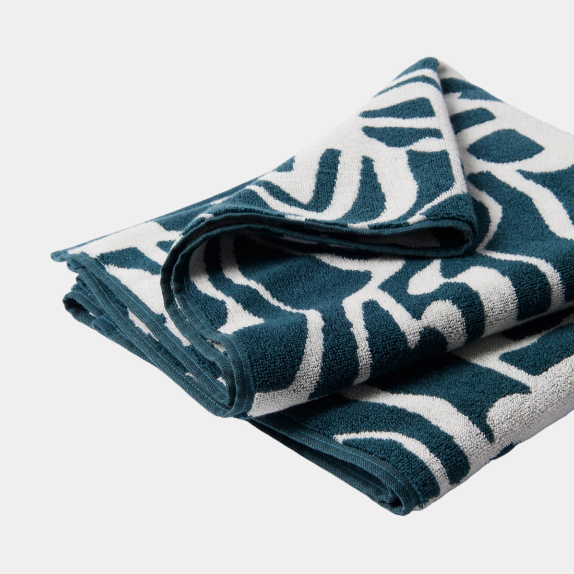 By Parra Broken FTP Bath Towel Set Of 2 - Teal Green