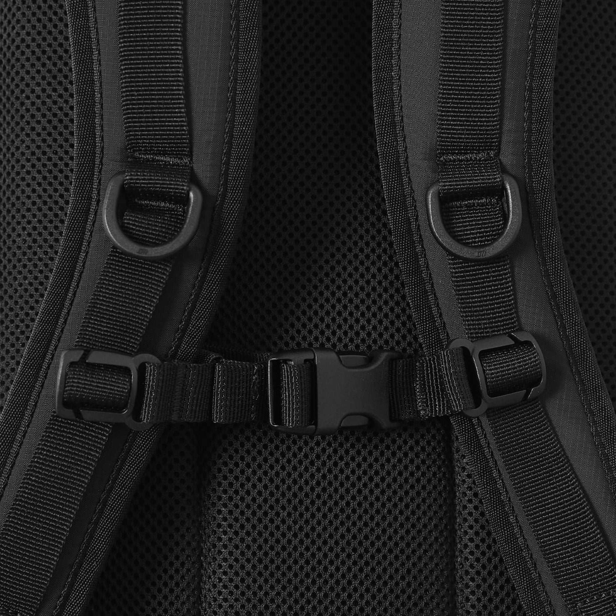 thisisneverthat Traveler FT 15 Backpack - Black