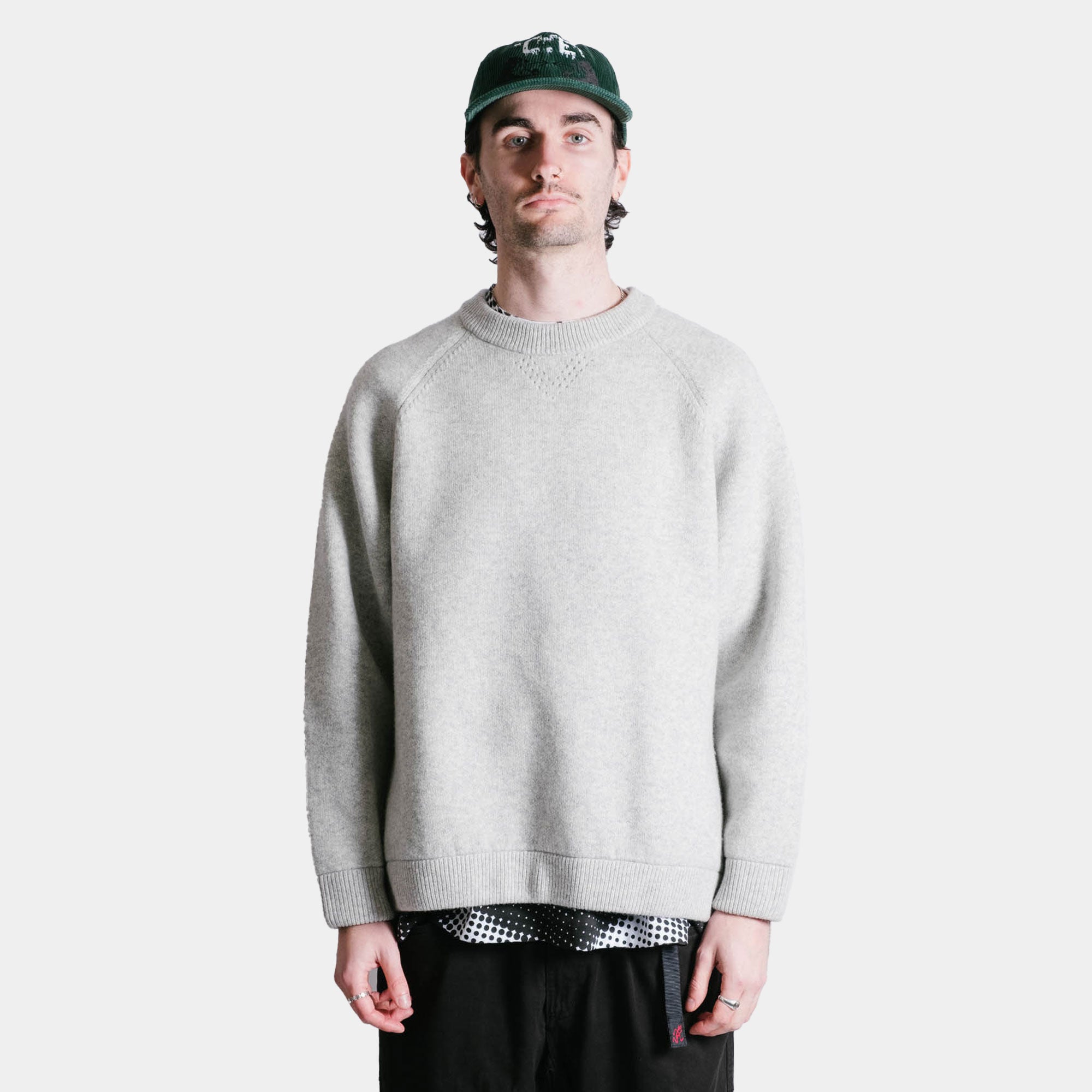 is-ness Ventilation Knitted Crew - Grey