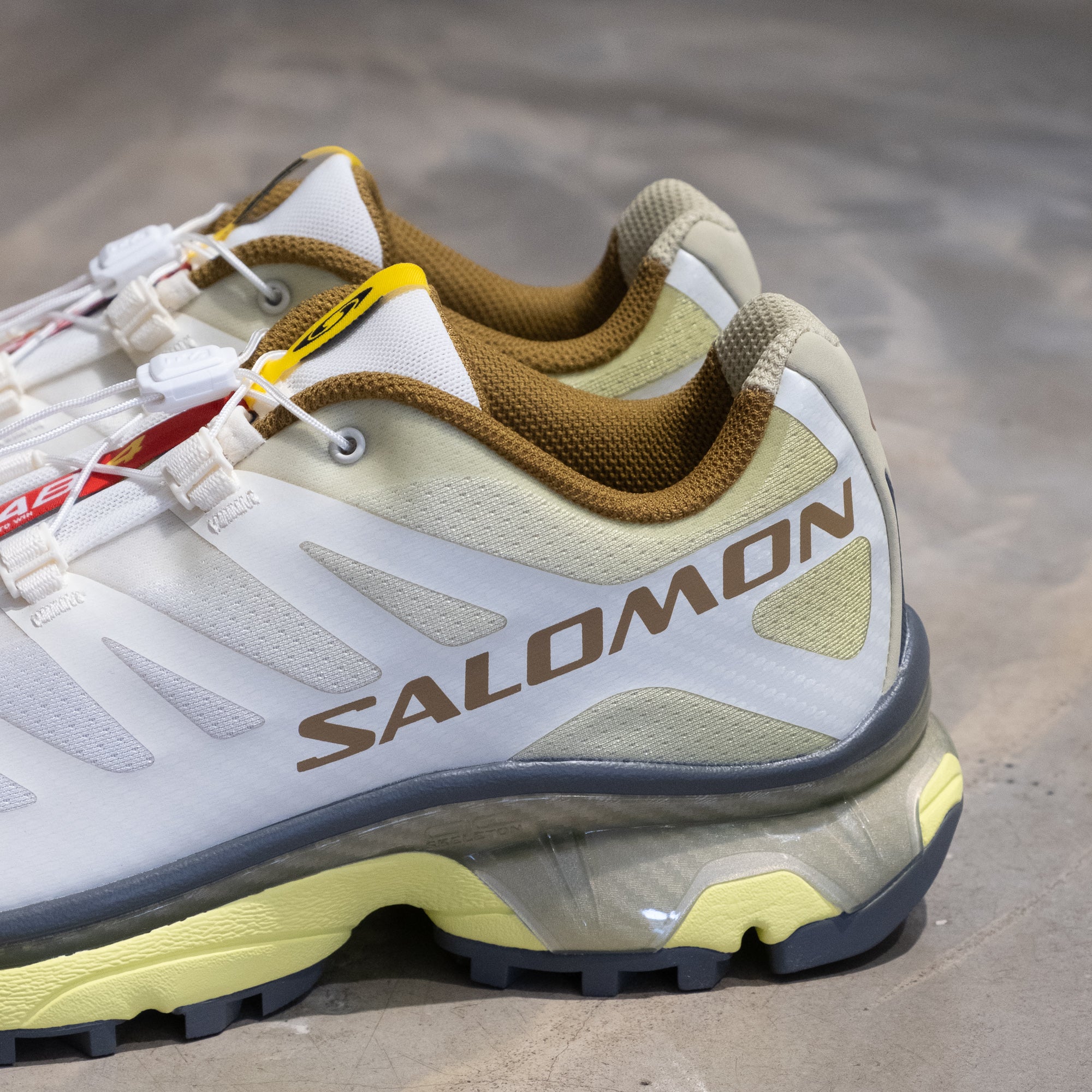Salomon XT-4 OG Vanilla Ice/Bog/Sunny Lime