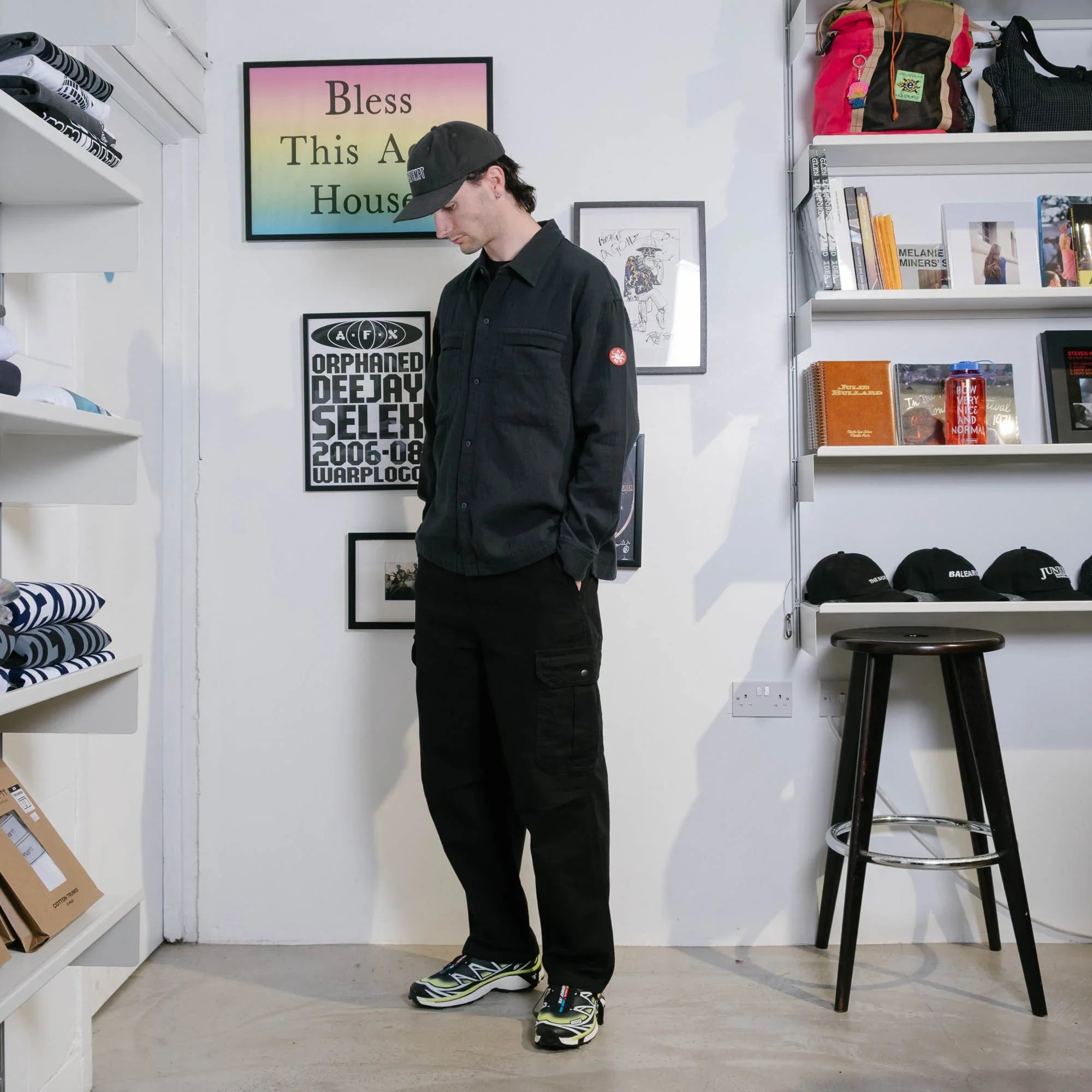Carhartt WIP Stanton Cargo Pant - Black Stone Washed