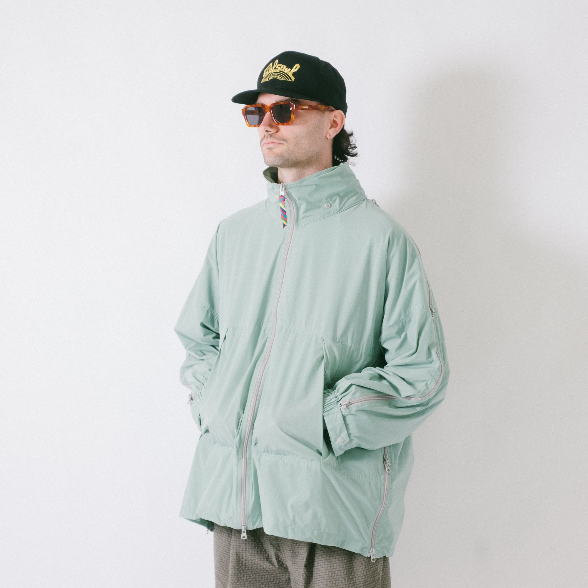 is-ness Technical Ventilation Coat - Mint