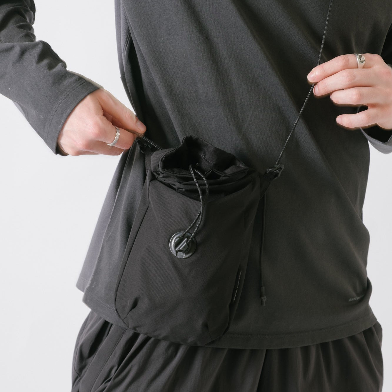 San San Gear Magnet Clip Bag - Black