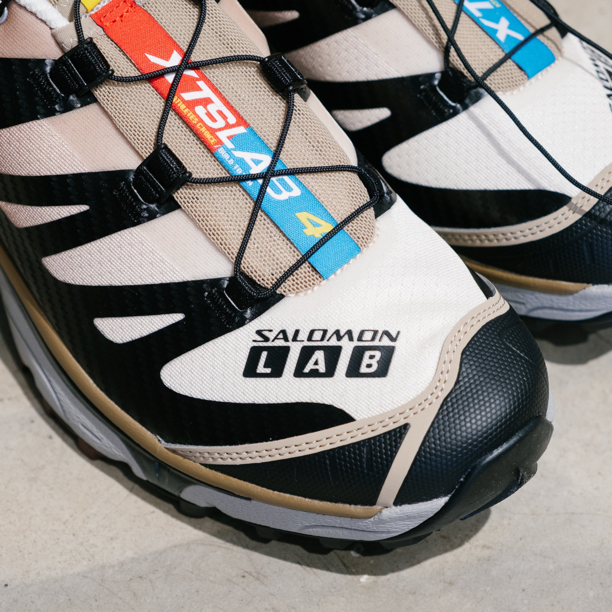 Salomon XT-4 OG Black/Desert Tan/Vanilla