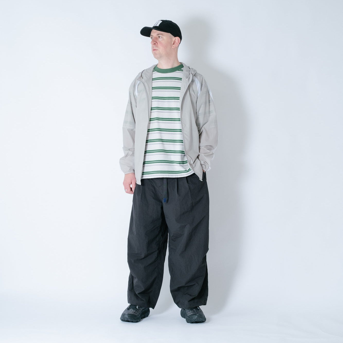 Anglan Nylon Tuck Belt String Balloon Pants - Black