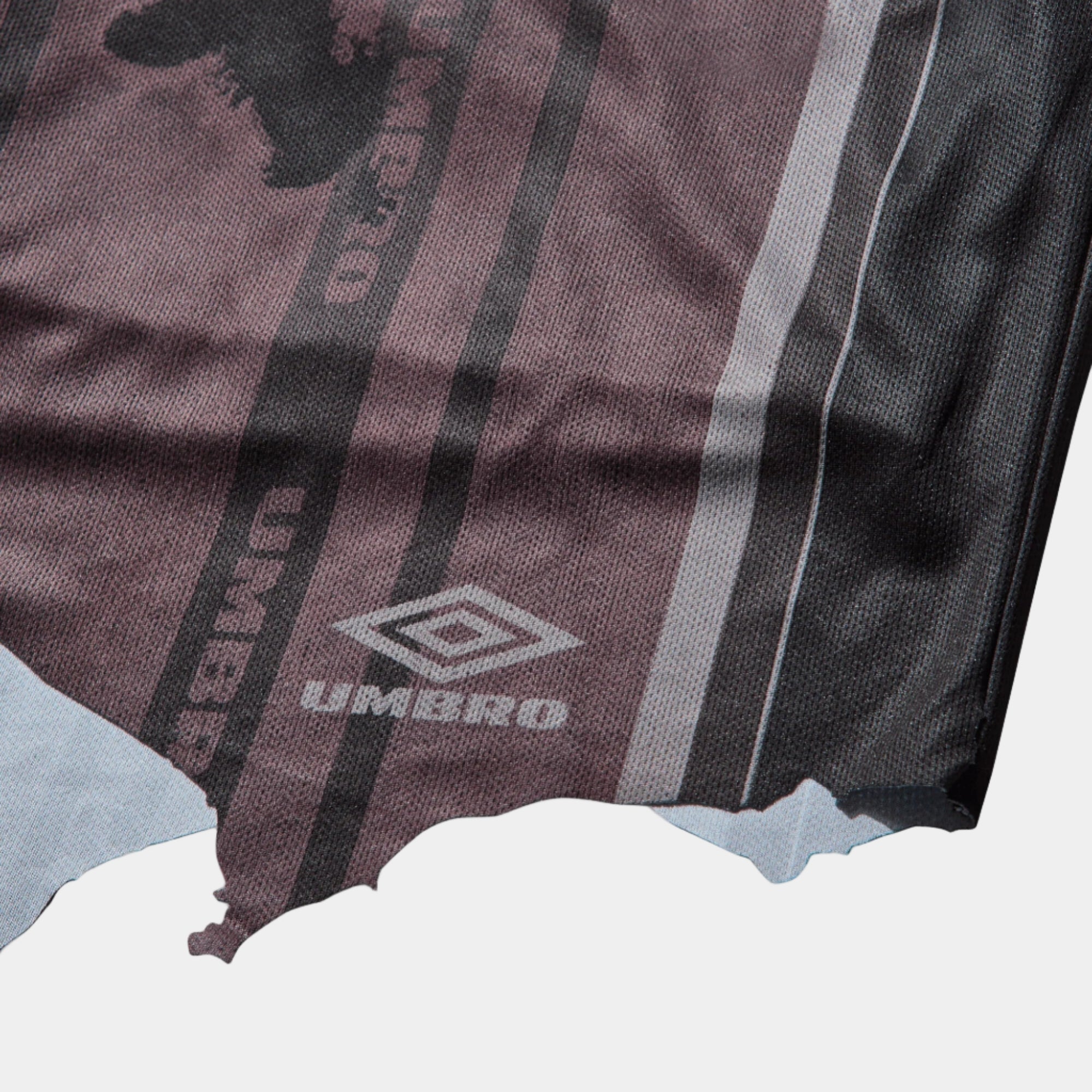 Umbro By Slam Jam Distressed Shorts - Purple/Black